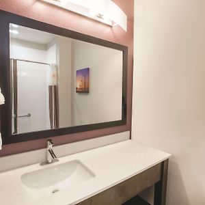 Queen Room Two Queen Beds Bath Tub Mobility or Hearing Accessible Non-Smoking